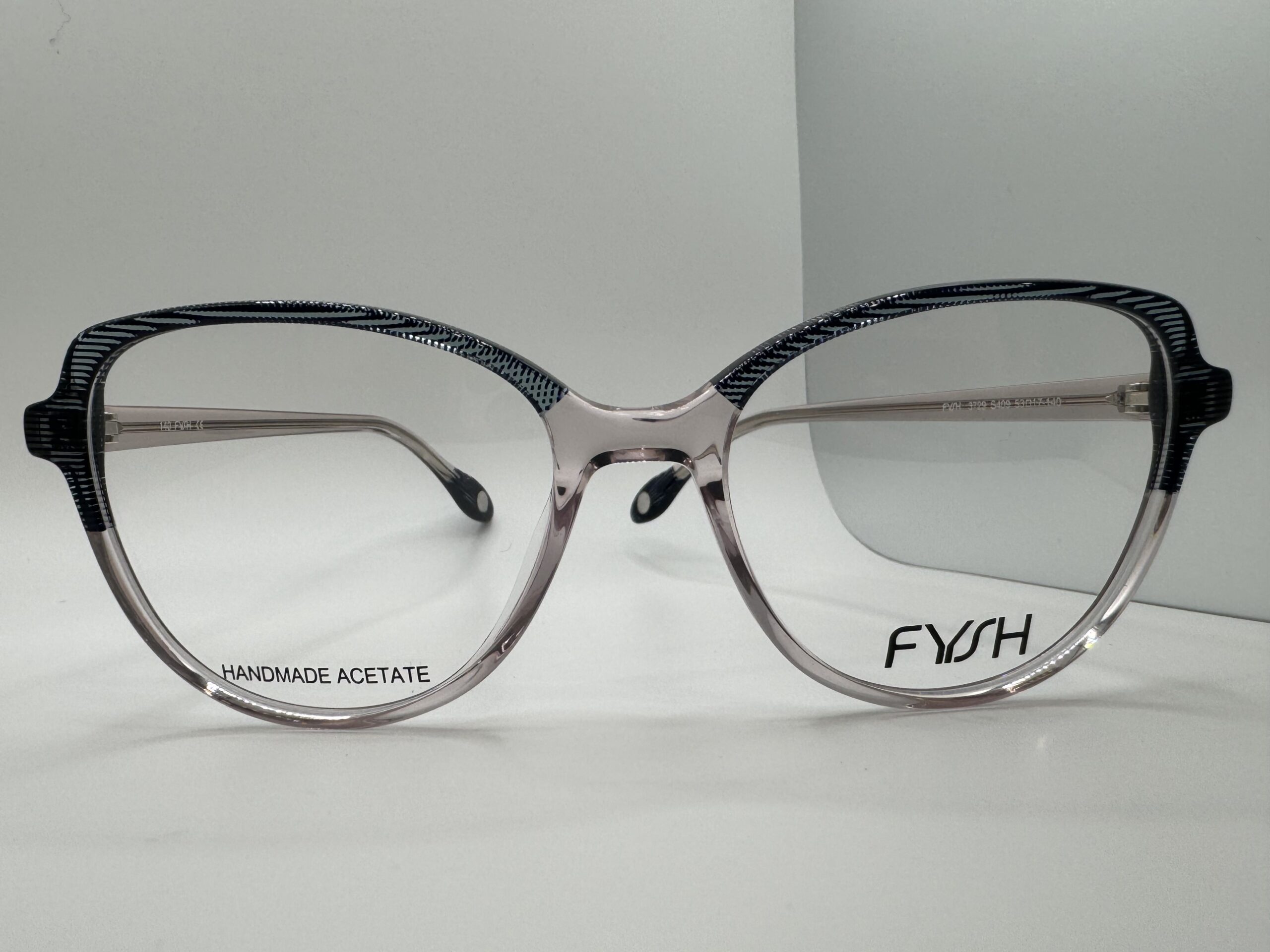 eyeglasses